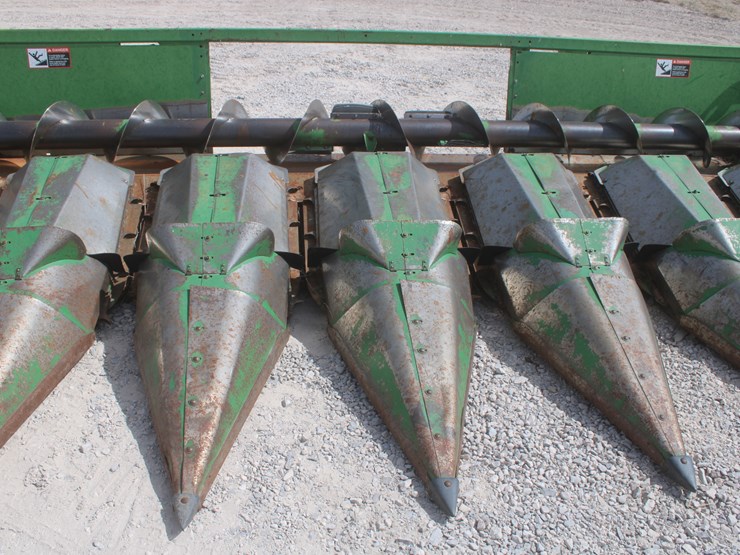 john-deere-843-image-10