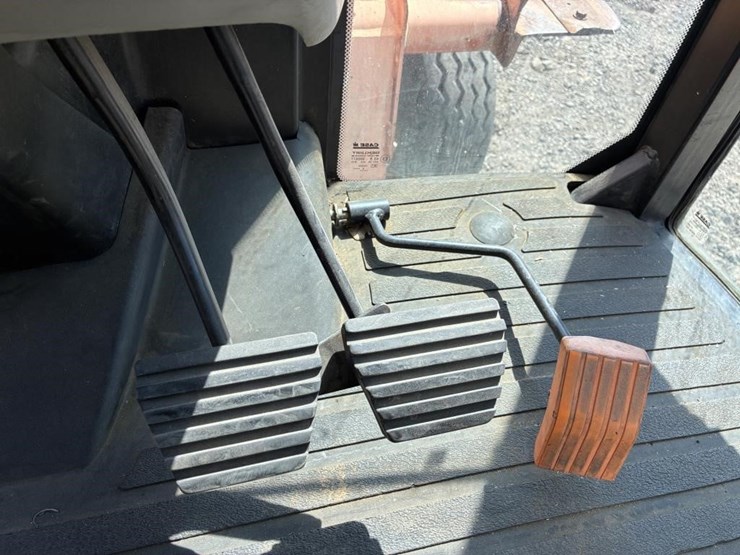 1998-case-cx80-image-22