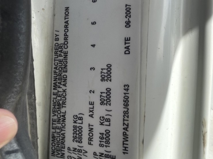 2008-international-7500-t/a-fuel-&-lube-truck-image-40