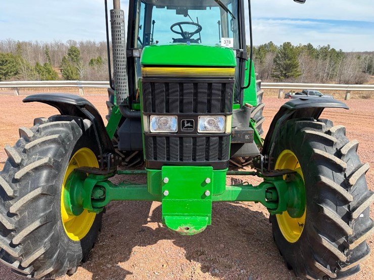 john-deere-7200-image-30
