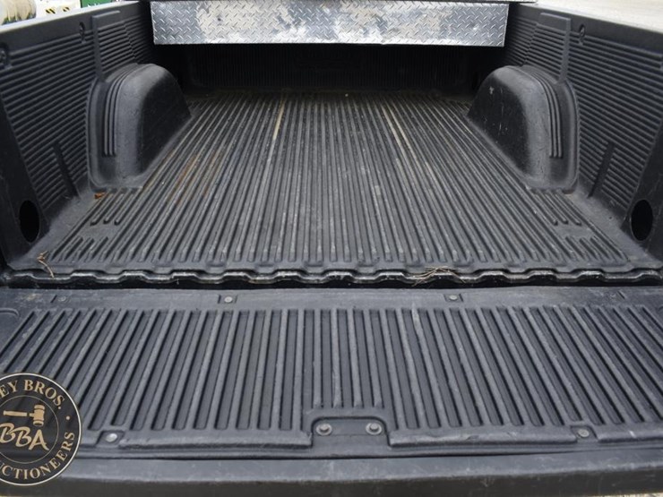 2003-gmc-sierra-1500-slt-image-17