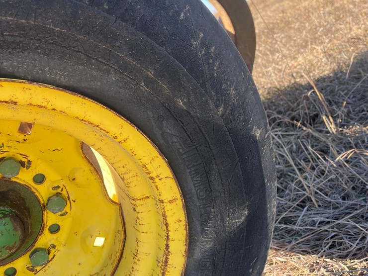 john-deere-2600-image-19