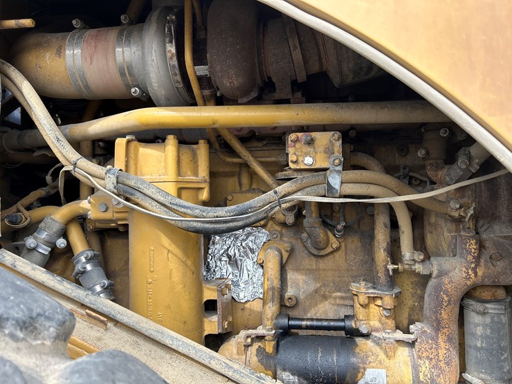 caterpillar-980g-image-32