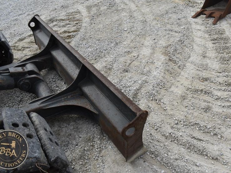 2019-volvo-ecr88d-image-27