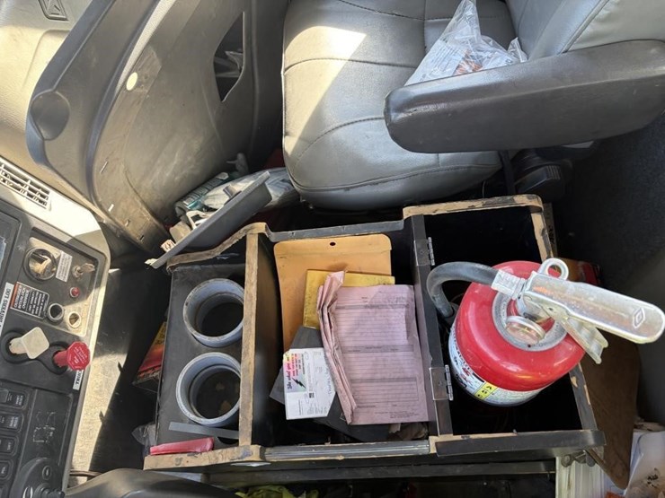 2013-international-workstar-7400-image-20