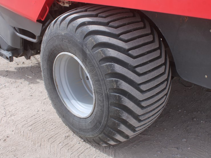 2010-agco-2170-image-43