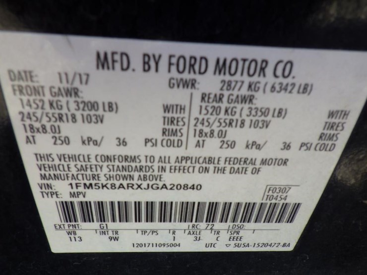 2018-ford-explorer-image-16