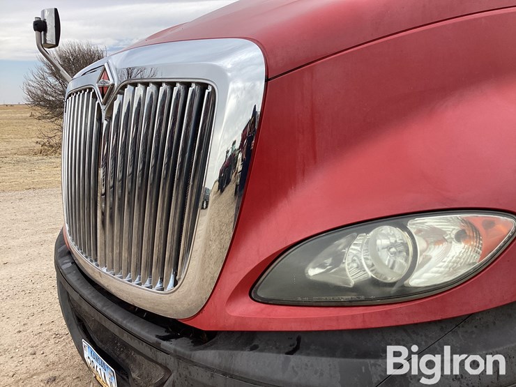 2012-international-prostar-image-10