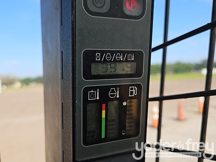 2016-case-tr310-image-29