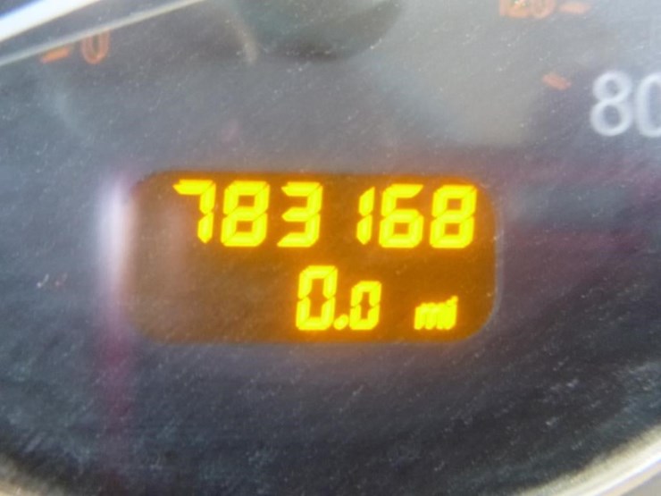 2014-peterbilt-388-image-31