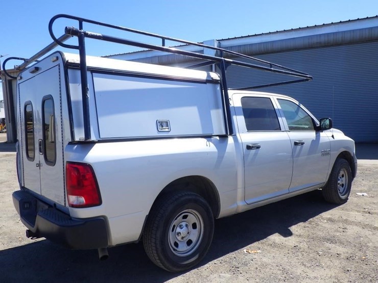 2017-dodge-1500-image-3