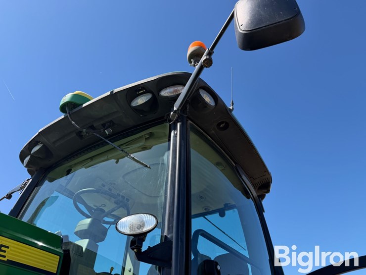 2012-john-deere-8335r-image-11