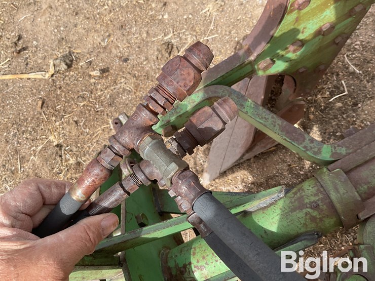 john-deere-416-image-11