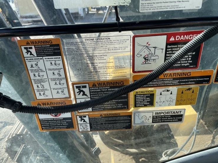 2012-deere-250g-lc-image-51