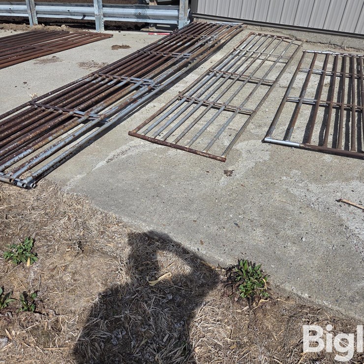 R G Applegate Steel Gates