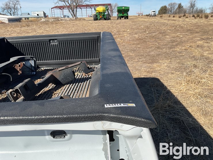 2013-gmc-3500-image-10