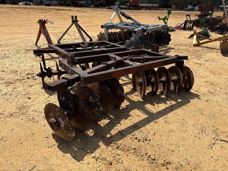 massey-ferguson-5-image-3