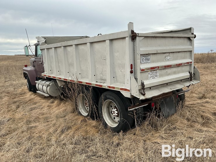 1985-ford-ltl9000-image-7