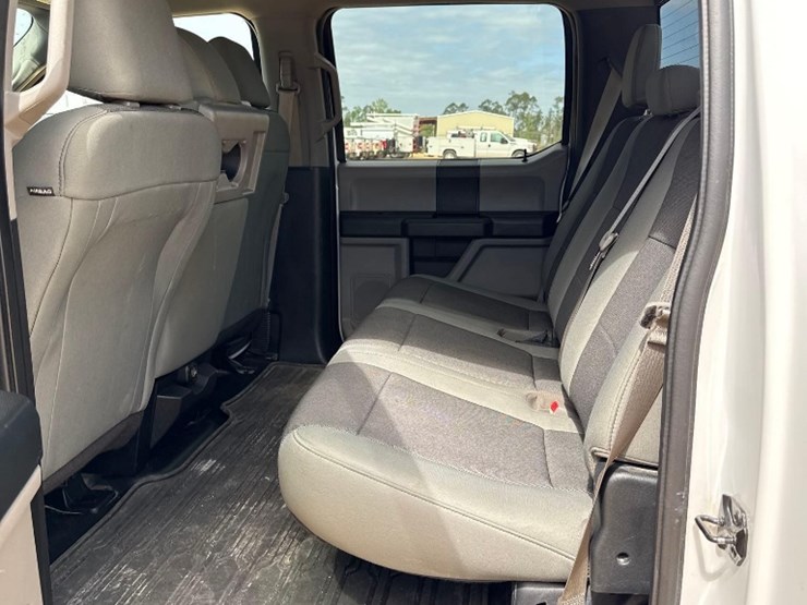 2019-ford-f150-xl-image-12