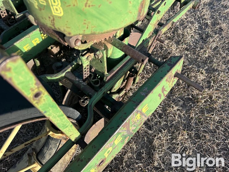 john-deere-24-image-18