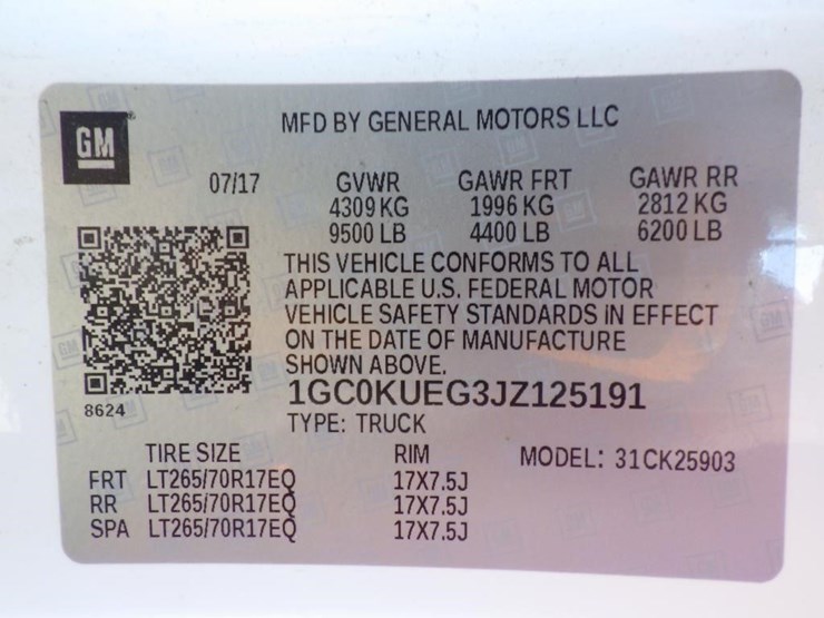 2018-chevrolet-2500hd-image-16