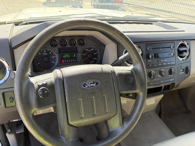 2008-ford-f250-image-13