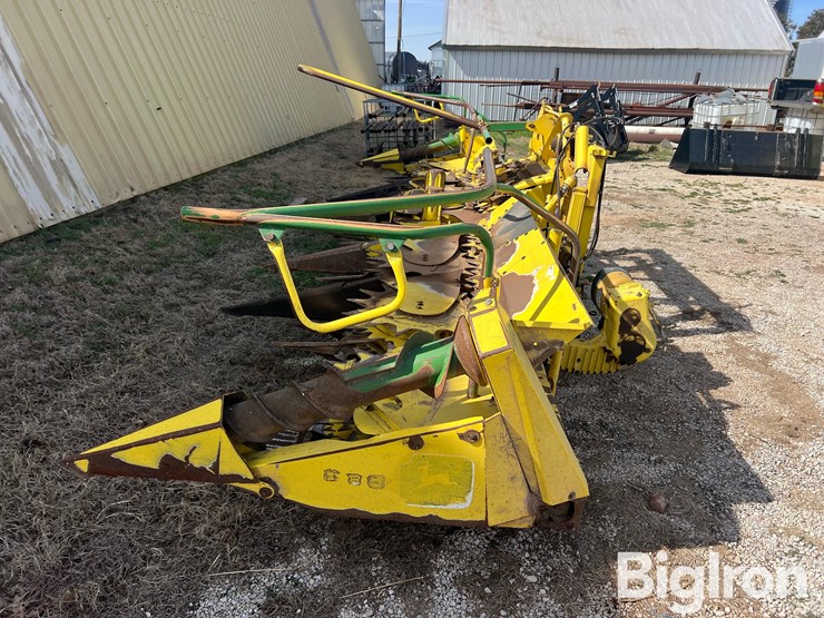 john-deere-688-image-8
