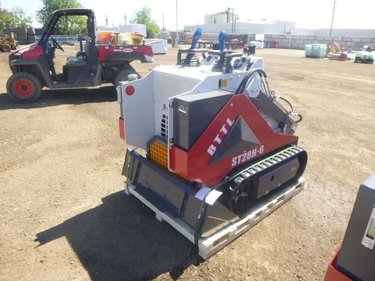 battler-st28h-6-skid-steer-track-loader-image-3