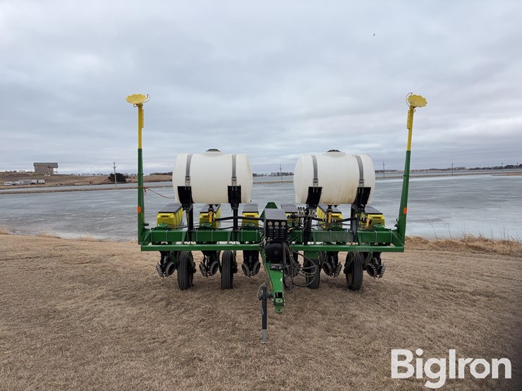 john-deere-7000-image-2