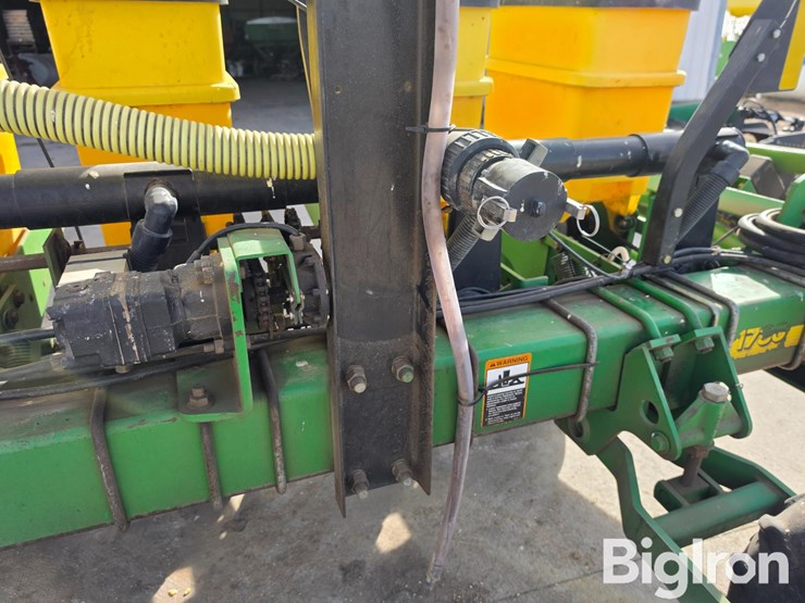 john-deere-1730-image-13