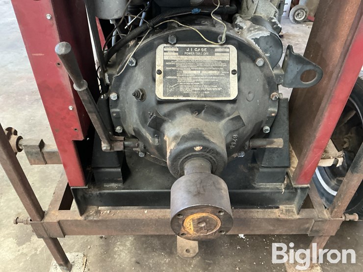 case-ih-4390-image-17