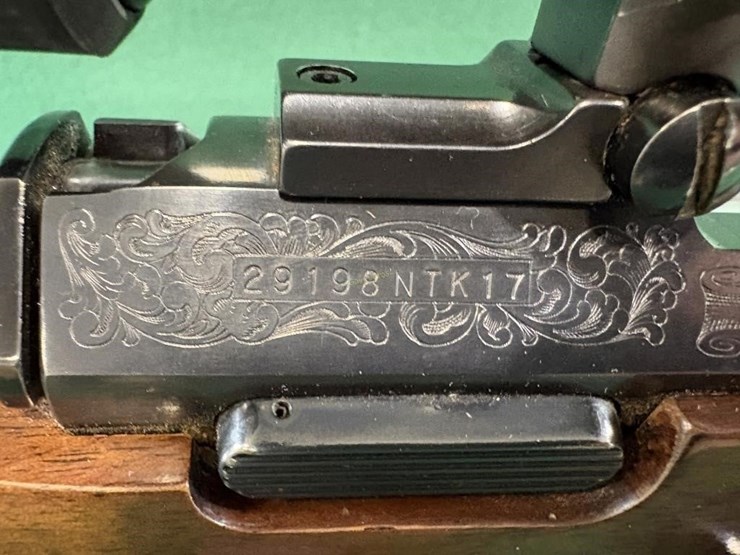 browning-medallion-a-bolt-270win-lh-rifle-image-18