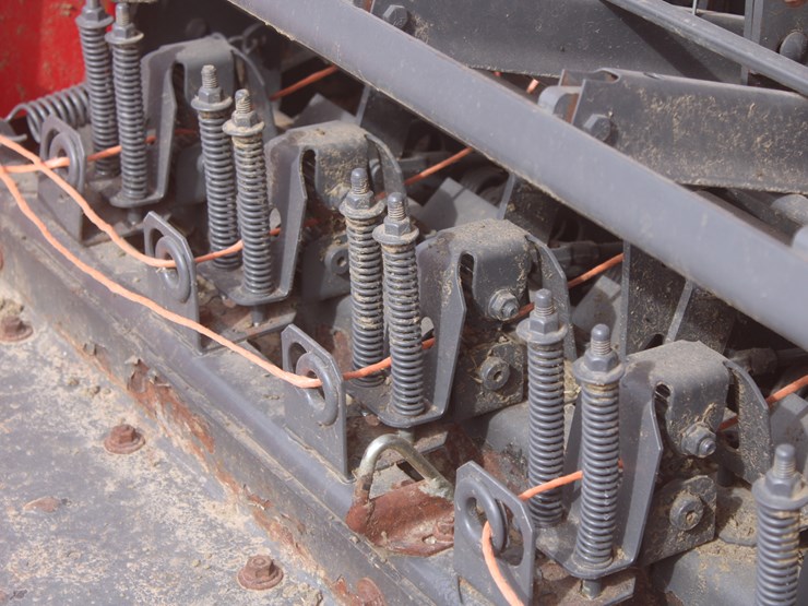 2010-agco-2170-image-63