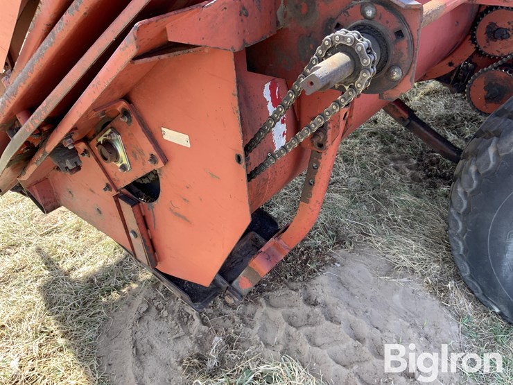 hesston-6550-image-14