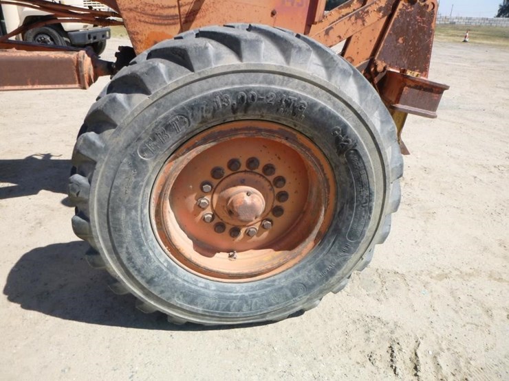 1980-john-deere-jd670-a-motor-grader-image-36