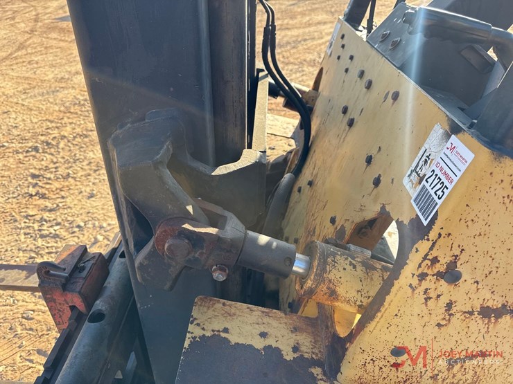 hyster-60-straight-mast-forklift-image-7