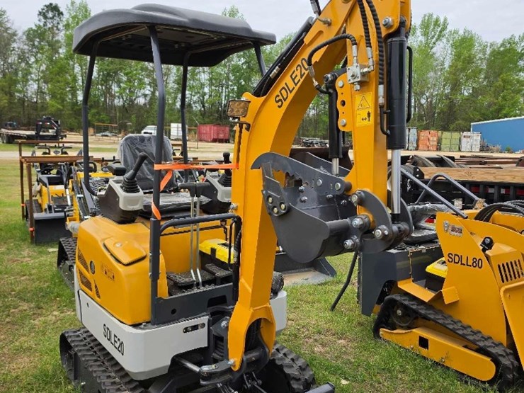 --absolute---new-sdlanch-excavator-image-4