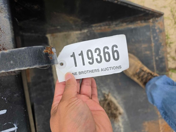 --72"-bucket-image-6