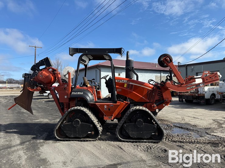 2012-ditch-witch-rt115-quad-image-4