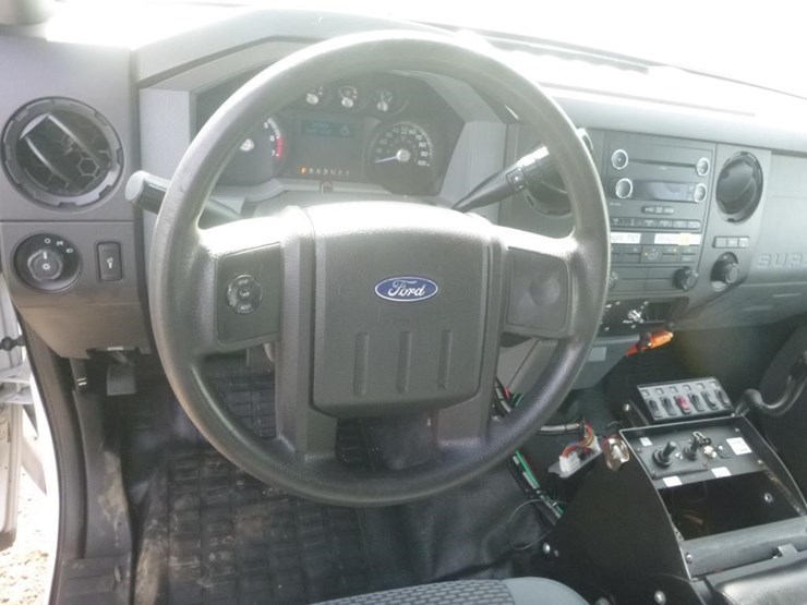 2011-ford-f250-image-13