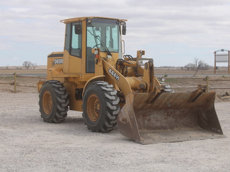 1998-john-deere-444h-image-10