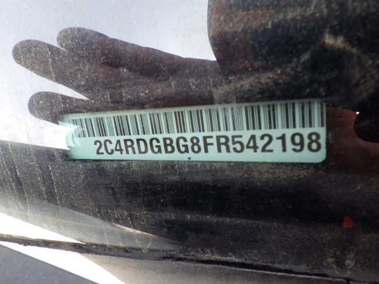 2015-dodge-grand-caravan-image-15