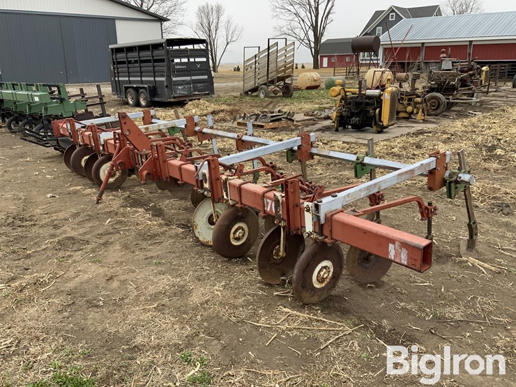 international-170-image-1