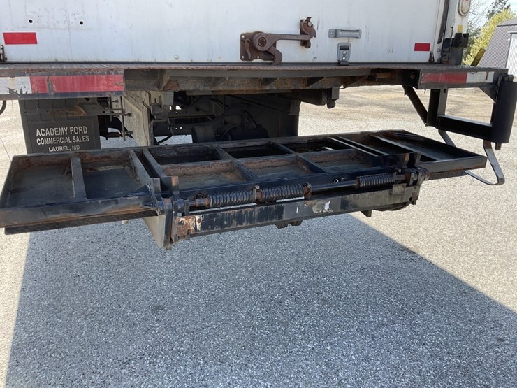 2015-ford-f650-xlt-image-7