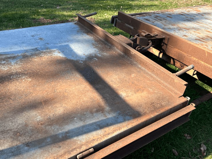 set-of-3-flat-cars-image-71