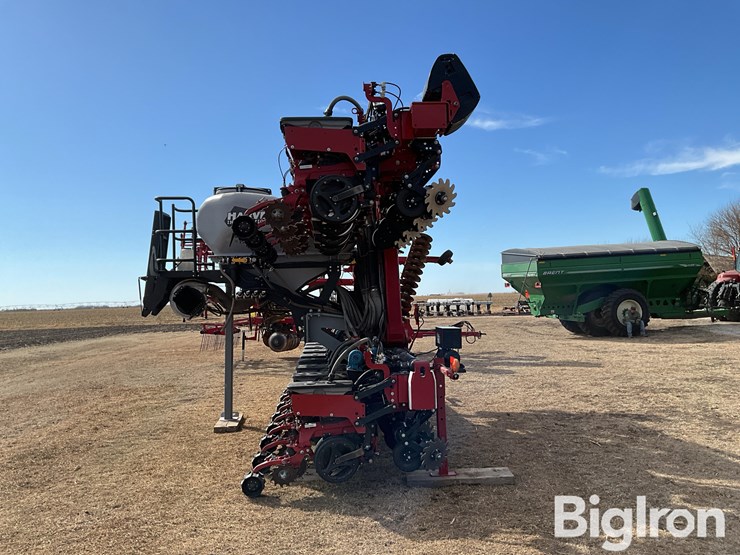 international-70-image-4