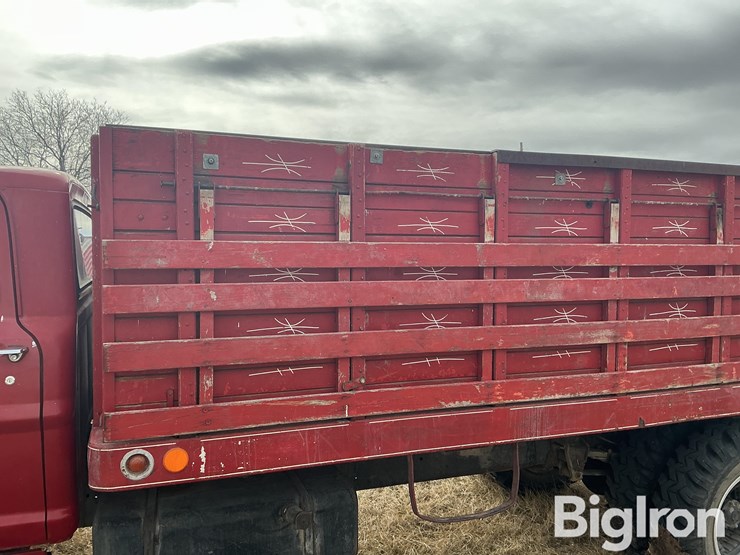 1972-ford-f600-image-12