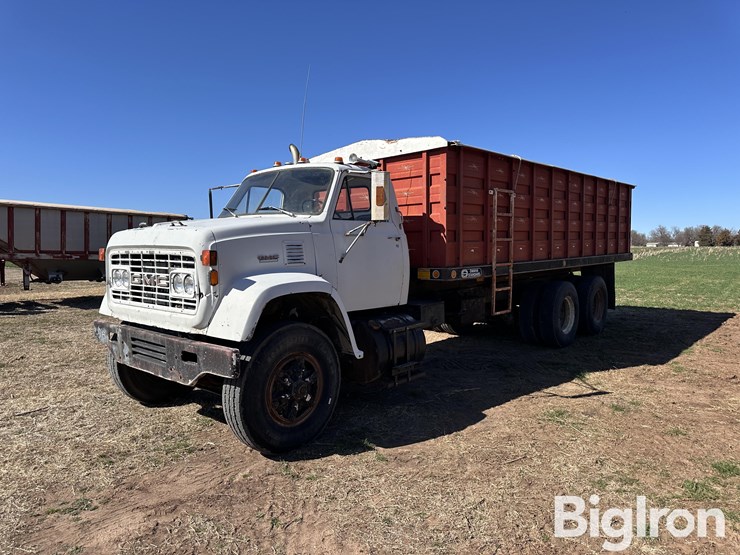 1977-gmc-9500-image-1