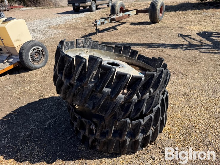 shark-wheels-39"-pivot-wheel-image-4