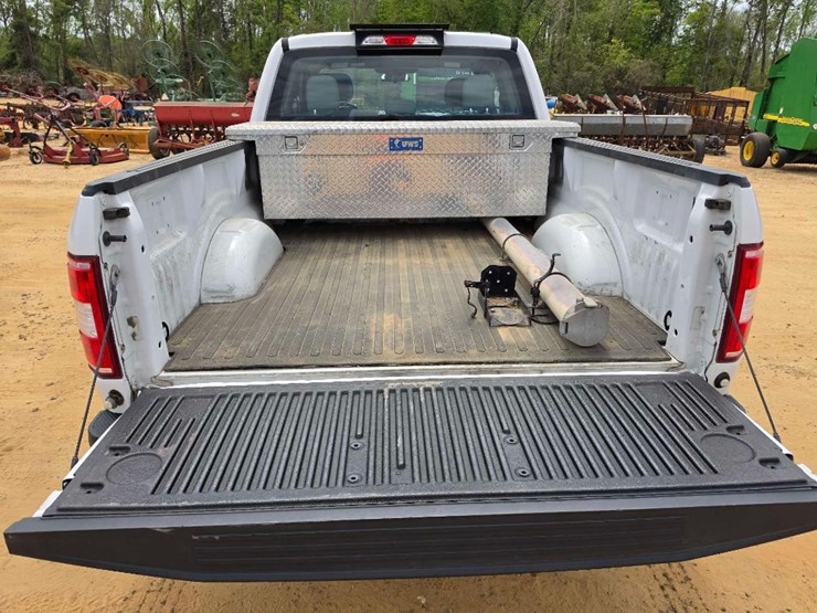 2018-ford-f150-xl-image-7